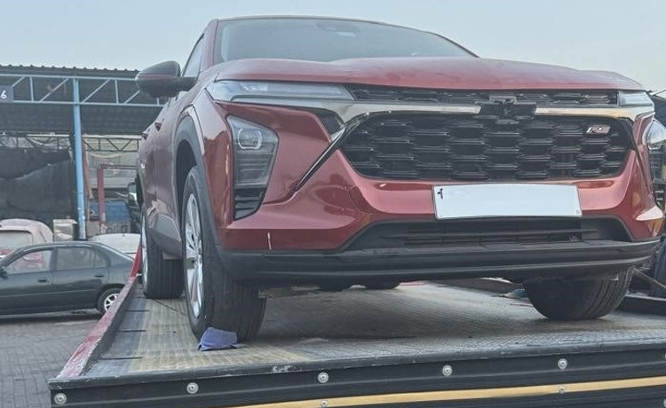 Dubai Police nab young driver for dangerous driving